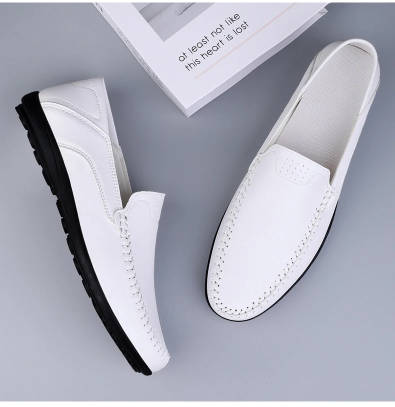 LEATHER MOCCASION