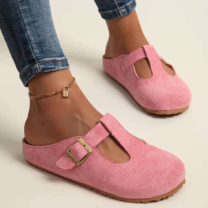 CLARA | STREAMLINED COMFORT CLOGS