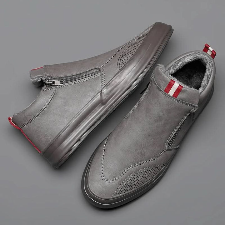 BROOKS | LEATHER SNEAKERS