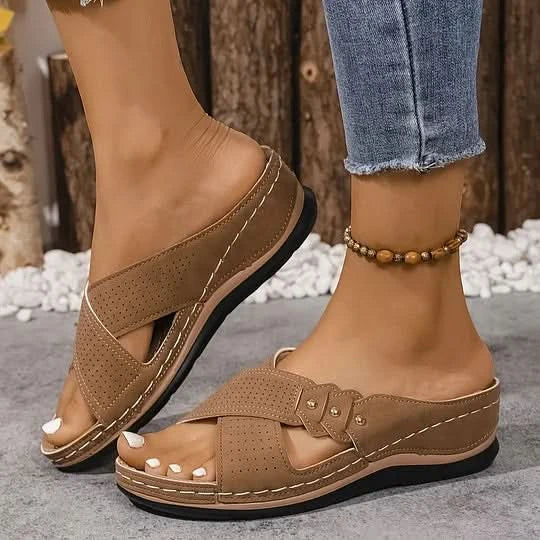 SOLARA | WEDGE SANDALS