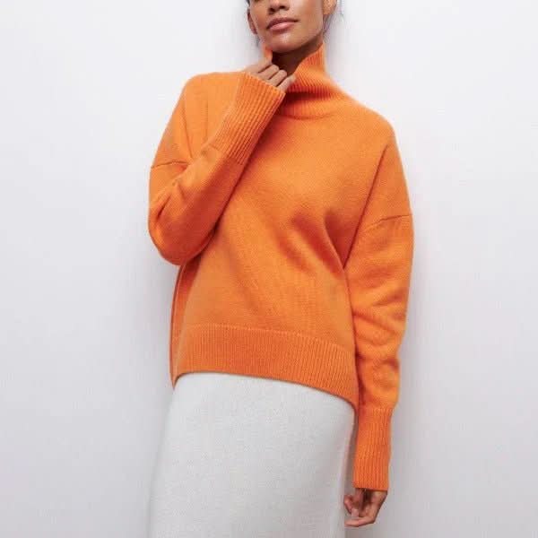 ARIA | OVERSIZED TURTLENECK SWEATER